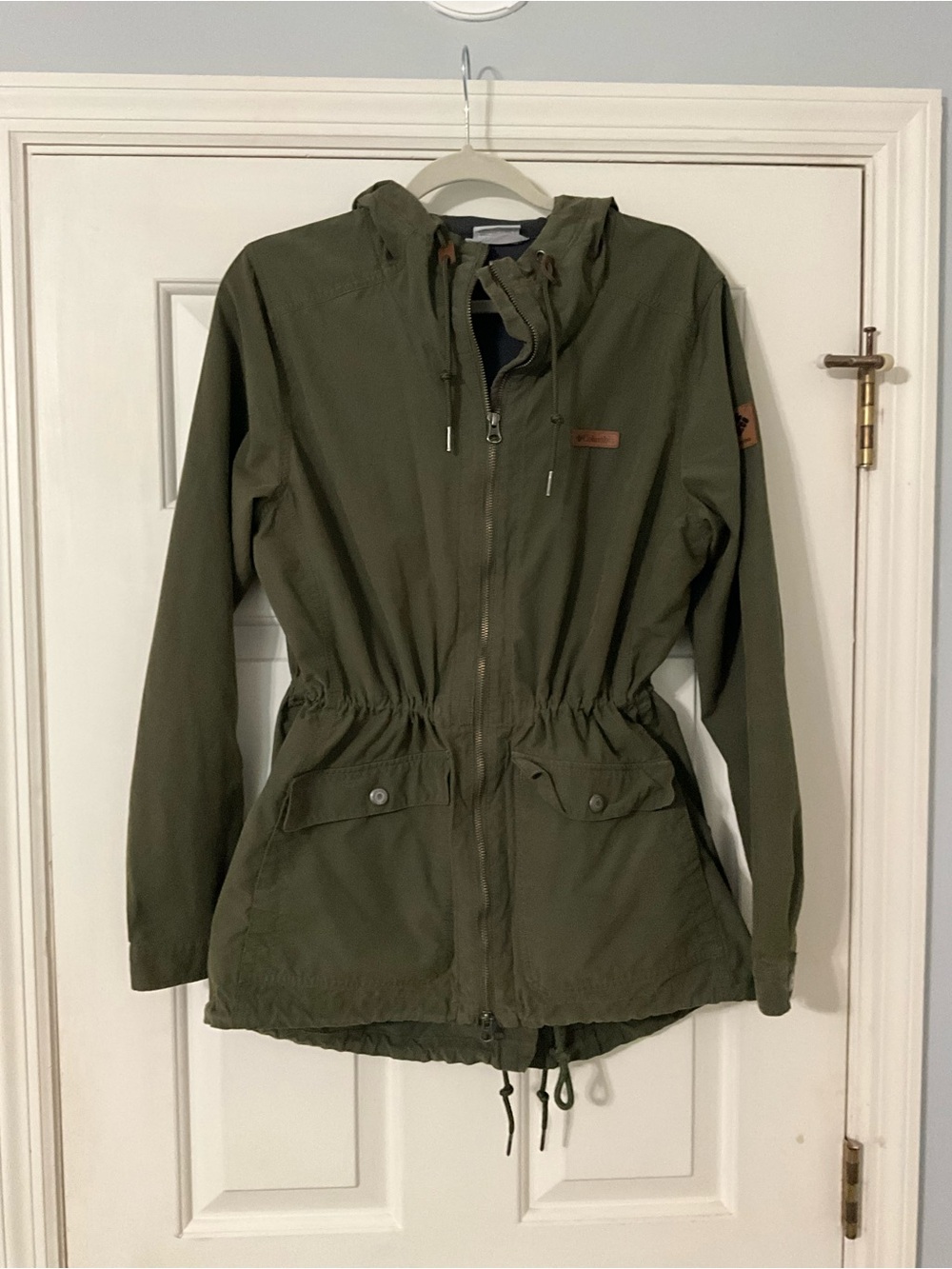 Women's Olive Green Hooded Utility Jacket with Drawstring Waist